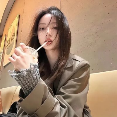 歌唱动荡的青春